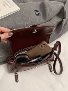1pc Coffee PU Motorcycle Crossbody Bag, Niche Chic Sweet Hot Girl Design Shoulder Bag, High-End Quality Versatile Baguette Handbag