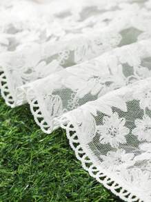 1pc Beach Coastal Casual White Netted Knit Floral Tasseled Triangular Scarf,Hair Accessories,Turban Headband, Hairband Fall Winter Hair Band For Vacation Outfits Woman Women Bandanas Soft Headwrap - White - View 4