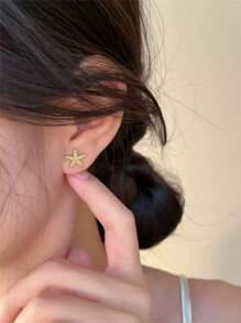 1 Pair Minimalist Sea Star Earrings For Women, Perfect For Everyday Wear And Beach Vacation