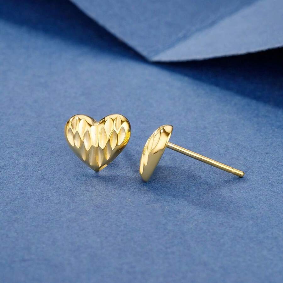925 Silver Cut-Out Heart Stud Earrings, Heart Textured Heart Shaped Earrings, Fashion Earrings, Elegant Earrings, Party Accessories, Valentine's Day Gift, Eid Festival Jewelry, Daily Wear, Romantic Date, Birthday Gift, Exquisite Jewelry, Retro Design, Personalized Accessory, Classic, Sparkling, Women's Fashion, Recommended, Gift Choice, Special Occasion, Couples Earrings, Holiday Gift, Refined, Artistic Design, Graceful Style, Perfect Match, Selection, Popular