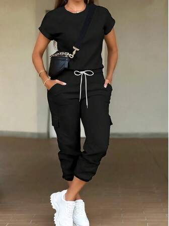 2 件套女士夏季套装 - 纯色短袖上衣和实用锥形裤