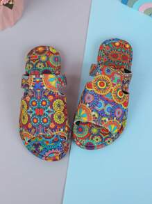 1 Pair Girls Solid Color PU Non-Slip Round Toe Casual Low Heel Flat Beach Sandals, Suitable For Summer - Blue - View 5