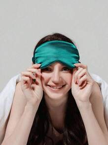 1PC Sleep Mask With A Pair Of Earplugs (Random Color),Shading Sleep Eye Mask,Sleep Masks Silky Soft Satin Eye Mask Cover Effective Shading Blindfold With Elastic Strap,Soft Breathable Sleep Eye Mask With Adjustable Elastic Strap For Flight Nap,For Side Sleeper Women Men,Relaxing Fatigue, Lunch Rest, Sleeping