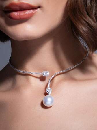 1 件银色复古风格珍珠项链，优雅奢华方晶锆石颈链配饰女士