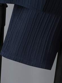 男童休闲轻薄透气纯色波浪纹理衬衫领短袖衬衫短裤套装，春夏