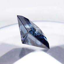1 qt 5,5x5,5 mm Piedra de moissanita de corte princesa de 1 pieza/2 piezas/5 piezas al por mayor, claridad VVS1, color verde y azul nuevo, para la fabricación de joyas y engastado de gemas