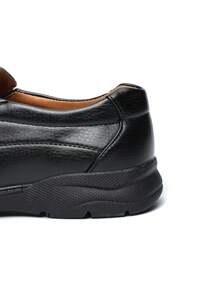 Pantofi de rochie business casual pentru bărbați, pantofi negri, moale și confortabili, cu slip-on, cu textura de lichi, potriviti pentru toate anotimpurile