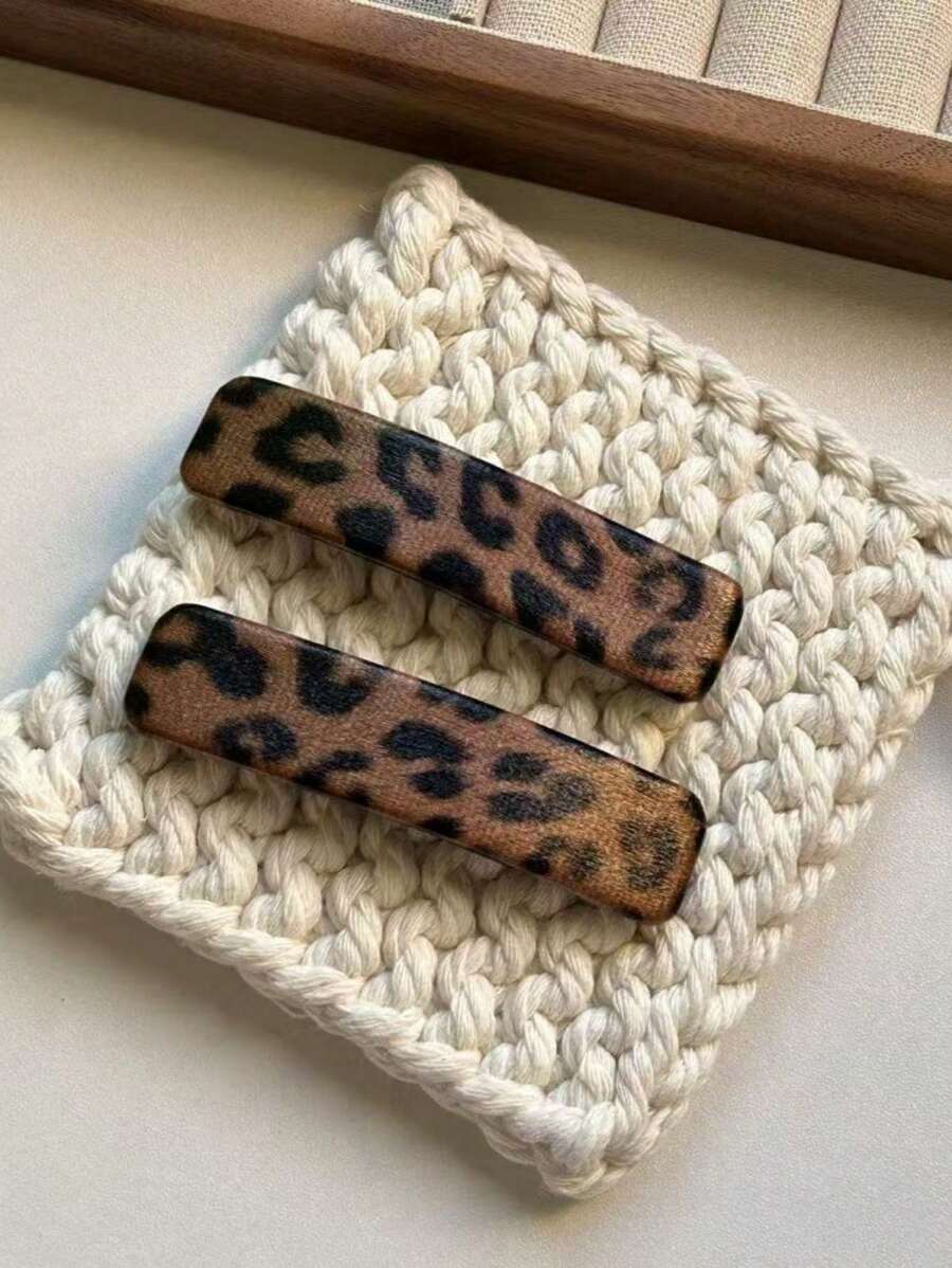 2pcs Leopard Pattern PU Leather Hair Clips, Bangs Clips, Side Clips,Hair Accessories,Hair Barrettes Claw Clips, School Stuff