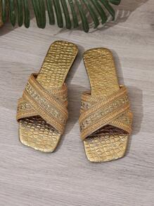 Women's Minimalist Boho Style Woven Gold Flat Sandals, Shiny Crocodile Pattern Fashion Cross Strap Comfortable Open Toe Sandals, New Summer Slip-On Sequin Decor Plus Size Flat Sandals Suitable For Vacation And Party, Elegant Breathable Cool Gold Slipper, Slim Casual Campus Shining Sandals Suitable For Outdoor, Beach, Entertainment And Office, Sexy Women Shoes