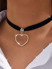 1pc Women's Sexy Necklace Accessory, Black Velvet Choker Necklace With Large Hollow Heart Pendant - Sexy Choker For Women, Suitable For Daily Wear And Party/Holiday - Multicolor - View 6