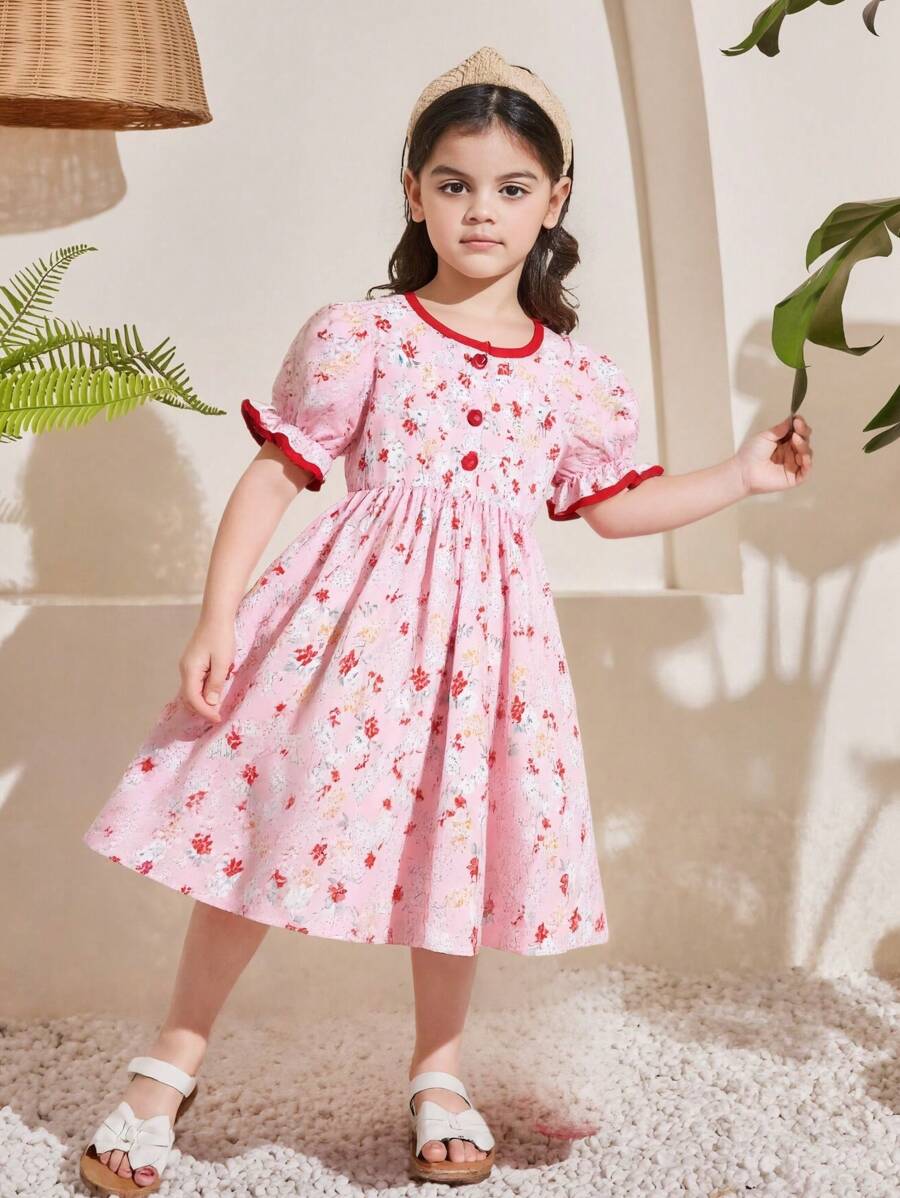 年轻女孩休闲时尚花朵印花泡泡袖圆领连衣裙