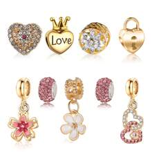 Set de 9 pièces d'accessoires en argile polymère perles européennes et américaines de la série océanique polyvalente avec des motifs de tortue, d'étoile de mer, de fleur à 5 pétales, de couronne en forme de cœur et d'attrape-rêves bohème, pour bracelet et diy