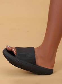 New Fashion Versatile Black Striped Single-Hole Face Thickened Soft Comfortable Non-Slip Anti-Odor EVA Material Women's Slip-On House Slippers For Indoor/Outdoor Wear, All Seasons