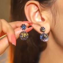 1 paire de boucles d'oreilles à clous en cristal CZ effet AB, pour un look glamour, idéales pour le mariage, les fêtes et les cérémonies de remise des diplômes