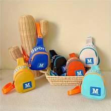 حقيبة كروس بودي للسفر والرياضة الخارجية، حقيبة صدر عصرية لحمل الأغراض في العطلات والسفر، حقيبة رسول بشعار، حقيبة صغيرة محمولة مع حزام كتف قابل للتعديل، تصميم مقاوم للماء، مناسبة لحفظ الأغراض الشخصية والشواحن وممارسة الرياضات الخارجية والسفر والتنزه - الأزرق - مشاهدة 1