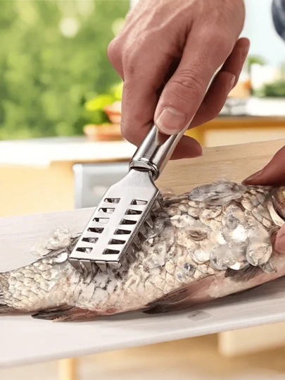 1pc Stainless Steel Fish Scale Remover - Efficient, Multipurpose Kitchen Tool To Quickly And Easily Clean Fish, Great For Removing Scales And Debris, Fish Scaler, Easy To Clean, Durable, Kitchen Gadget, Kitchen Accessory, Cookware