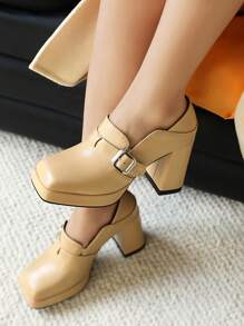 Talons hauts plateforme sexy et , imperméables. Nouvelle collection printemps, bottes à talons larges style européen et américain avec découpe en V profonde, confortables