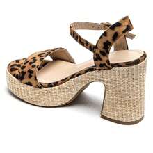 Sandalias de plataforma con tacón alto grueso y estampado de leopardo con correa de tobillo - estampado de leopardo - Ver 3