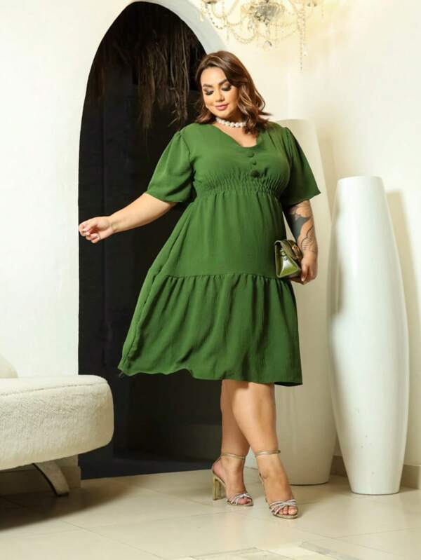 Vestido Plus Size Feminino Tamanho Grande Shein Rodado Médio Verão Com Elástico Decote V Tecido Duna