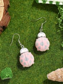 1 par de brincos personalizados de animais depenados em resina de joaninha de sete estrelas, um brinco exclusivo para mulheres e meninas, adequado para uso diário e pode ser trocado como presente