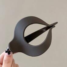 Elegant & Simple Alligator Hair Clip For Women, Suitable For Hairstyle Design At Back Of Head. Solid Color Cute, Elegant Party & Casual Street Style, Made Of ABS Plastic, Lovely For All Seasons