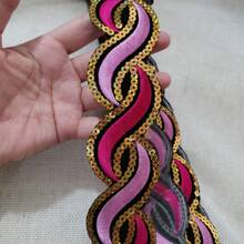 1 pièce Ruban à paillettes rouge/vert/jaune - Appliqué à repasser, convient pour tapis, vêtements, rideaux, chapeaux et autres ornementations de vêtements, bordures pailletées brodées, 1 yard (35,4 po x 1,97 po)
