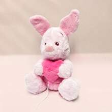 Miniso 迪士尼小熊维尼告白系列，舒适可爱，家居桌面摆件，生日礼物，柔软涤纶材质（1 件装） - 粉色 - 查看 2