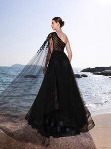 DELLA COUTURE Black Asymmetric One Shoulder Single Sleeve Long Women Evening Dresses, Sexy See Through Elegant Club Sequins Gown Style Gown Dresses, Best For Formal Parties, Red Carpet Events And Luxury Gatherings, Elegant, Sophisticated, High-End Designs, Party Dress, Wedding Guest Dress - Black - View 4