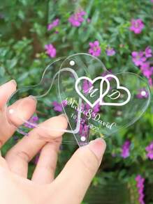 1 pièce Boîte à bagues de mariage personnalisée, boîte à bagues en acrylique avec nom et date personnalisés, porte-alliance personnalisable, boîte à bagues de cérémonie de mariage et de fiançailles, forme cœur/hexagonale, cadeaux pour la mariée, cadeaux pour les jeunes mariés, cadeaux pour la fête de mariage, cadeaux de demoiselle d'honneur, cadeaux d'anniversaire, convient pour lui/elle, petit(e) ami(e), couple, épouse, mari, famille, meilleur(e) ami(e), collègue, pour des cadeaux uniques pour un anniversaire, un mariage, la Saint-Valentin, blanc, élégant, coloré, vintage, simple, unisexe, décontracté, mignon, personnalisé, unique, cadeaux idéaux pour lui, cadeaux idéaux pour elle, papa, maman, amis, pour les anniversaires, pour les diplômes, pour le bal de promo, pour les fêtes