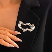 1 pièce Broche en forme de lèvres , épinglette de revers de haute qualité et brillante, convient pour être associée à un pull, une écharpe, un accessoire