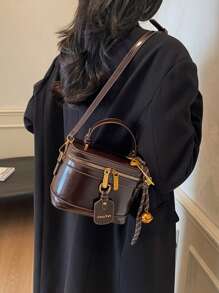 复古油皮仿皮迷你盒包，女士流苏手提单肩包，斜挎包，抗皱假日旅行包，化妆包，相机包，时尚，休闲，简约，适合购物，钱包，购物，年轻女性，大学生，新人和办公室女士。非常适合办公室，大学，工作，商务，通勤，户外，旅行和郊游 - 彩色 - 查看 8