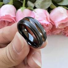 1 件 8 毫米不锈钢戒指，男女时尚订婚和结婚戒指，独特的戒指套装，镶嵌在台阶上凌乱的沙地上的普通红木，是送给父亲和孩子的最佳节日礼物珠宝 - 黑色 - 查看 6