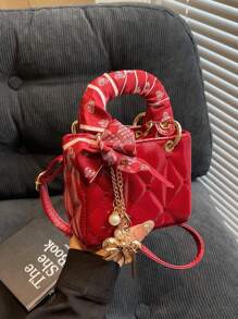 Sac à bandoulière carré mini, polyvalent et casual pour femmes. Look de luxe et chic