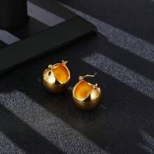 Small Chunky Gold Hoop Earrings For Women, 14k Gold Thick Statement Huggie Hoop Earrings Hoop Earrings Set Hypoallergenic Fashion Earrings