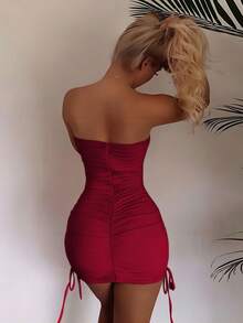 1 pieza Vestido mini ajustado de estilo europeo sexy con pliegues, vestido de tirantes de verano de moda con ajuste ceñido