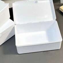 1 pieza Caja de almacenamiento con tapa abatible de plástico blanco, organizador a prueba de polvo para fotos, joyas, lápices labiales y útiles de oficina