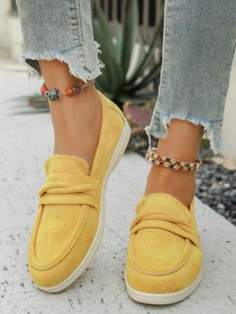 Women's Round Toe Suede Slip-On Fashion Loafer Flats, Oversized EU 2025, Spring/Summer New Arrival, Stylish Casual All-Match Daily Commute Slouchy Vintage Flat Soft Bottom Non-Slip Moccasin Shoes