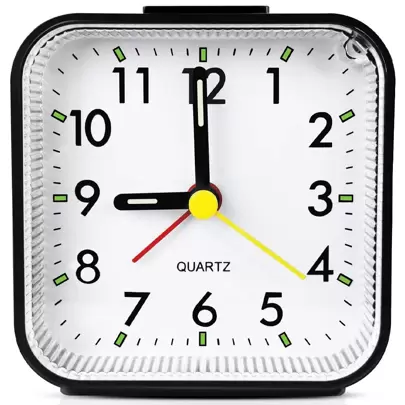 RUISUNG Battery Powered Alarm Clock/Travel Clock, Silent No Ticking For Bedroom, Bathroom, Desk, Office, Nightstand, Home Decor, With Large Display, Snooze, Night Light, Loud Enough For Heavy Sleepers, Students, Elderly, Perfect Gift Gifts Birthday Graduation Room Decor Digital Clock Bedroom Decor Dormitory Decor Back To School School Decor School Surprise School Supplies