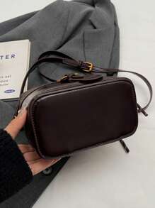 复古油皮仿皮迷你盒包，女士流苏手提单肩包，斜挎包，抗皱假日旅行包，化妆包，相机包，时尚，休闲，简约，适合购物，钱包，购物，年轻女性，大学生，新人和办公室女士。非常适合办公室，大学，工作，商务，通勤，户外，旅行和郊游 - 彩色 - 查看 11