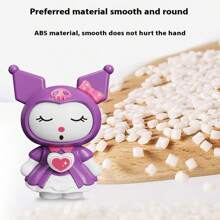 Sanrio 1 pezzo Portachiavi Kuromi Sanrio, giocattolo creativo antistress con espressione del viso che cambia, ciondolo bambola Kuromi multiesepressiva, adatto per decorare chiavi, borse e altri articoli