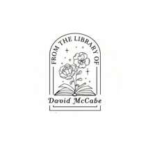 1 Stück personalisierter Initialen Buchprägerstempel, personalisierter Bibliotheksstempel, Scrapbooking Prägegerät, personalisierter Umschlagprägerstempel, Handprägegerät, Initialen Prägerstempel, Datumsprägerstempel, Hochzeits-Prägungsstempel, Papier-Prägungsstempel, für Geschäft/Arbeit/Büro modern, vintage, Cartoon, Kawaii, personalisiert, Mitarbeiter, Kunden, Studenten, für Geschäft/Arbeit/Schulanfang, für Universität, saisonale Auswahl, Büro & individualisierte Stempel