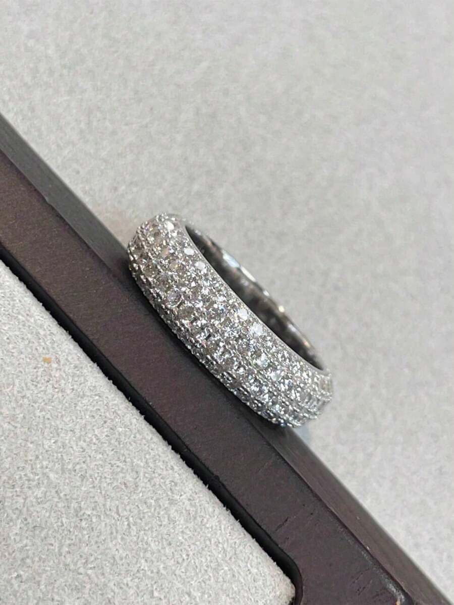 1枚时尚925纯银闪亮心形戒指，百搭日常佩戴、派对配饰，高品质珠宝礼品 - 奢華滿鑽圓環戒指 - 查看 1