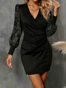 Elegant Lace Patchwork V-Neck Lantern Sleeve Bodycon Midi Formal Cocktail Dress - Black - View 2