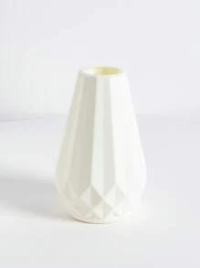 1PC Minimalist Solid Color Flower Vase, Suitable For Living Room And Balcony Decoration, Plastic Flower Vase, White Ceramic Look Flower Vase,Mother's Day Gifts, Birthday Bifts, Graduation Season Gifts,Wedding Season, Nordic White Plastic Vase Unbreakable Vase For Tulips Flower Arrangement Home Decor Table, Shelf Bookshelf, Mantel, Entryway And Centerpieces Decoration