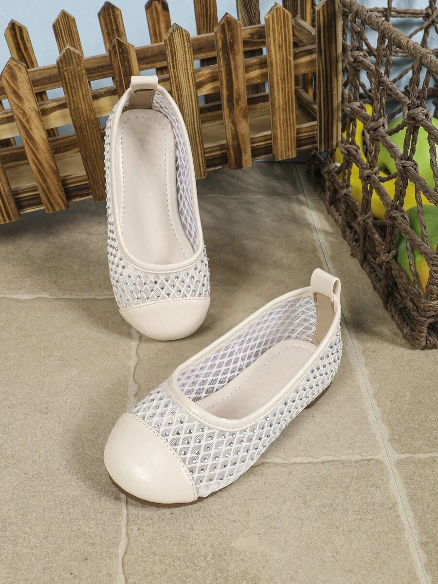 2 双经典百搭女童/幼儿鞋，防滑软底柔软面料浅口休闲网眼凉鞋，舒适新款春夏平底儿童鞋 - 杏色 - 查看 1