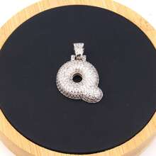 1入鑲嵌泡泡字母金鍍吊墜項鍊,26個字母供男女日常佩戴