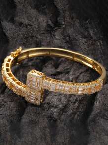 1pc Women Heart-Shaped Bracelet, Fashion Hiphop Jewelry Accessory For Daily Wear