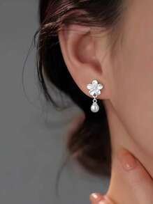 925 Sterling Silver Small Pearl Flower Stud Earrings, Pearl Pendant Floral Earrings, Ear Piercing Jewelry, Fresh Earrings For Daily Wear, Commuting, Gifts - Flowers - View 6
