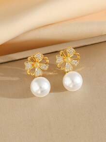 3 pièces Ensemble de bijoux mode luxueux avec collier et boucles d'oreilles pendentif fleur incrusté de cubic zirconia et faux perles, convient pour les femmes pour les fêtes et le port quotidien, idéal pour un cadeau de vacances