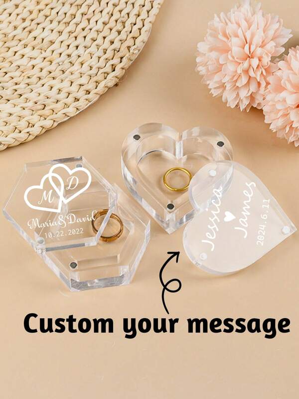 1 pièce Boîte à bagues de mariage personnalisée, boîte à bagues en acrylique avec nom et date personnalisés, porte-alliance personnalisable, boîte à bagues de cérémonie de mariage et de fiançailles, forme cœur/hexagonale, cadeaux pour la mariée, cadeaux pour les jeunes mariés, cadeaux pour la fête de mariage, cadeaux de demoiselle d'honneur, cadeaux d'anniversaire, convient pour lui/elle, petit(e) ami(e), couple, épouse, mari, famille, meilleur(e) ami(e), collègue, pour des cadeaux uniques pour un anniversaire, un mariage, la Saint-Valentin, blanc, élégant, coloré, vintage, simple, unisexe, décontracté, mignon, personnalisé, unique, cadeaux idéaux pour lui, cadeaux idéaux pour elle, papa, maman, amis, pour les anniversaires, pour les diplômes, pour le bal de promo, pour les fêtes